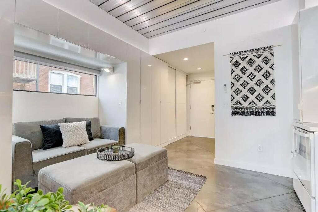 Kcm Mikros Smart Apartments 8 คลีฟแลนด์ ภายนอก รูปภาพ